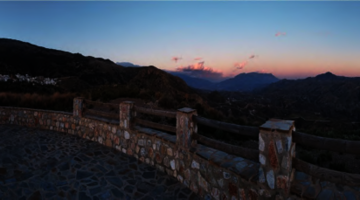 El Mirador de Los Llanillos en Juviles se acredita como Parque Estelar Starlight