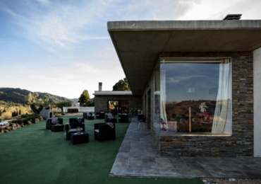 El sueo familiar que mira a las estrellas Cabezo Buuel nuevo Alojamiento Starlight en Calanda Teruel