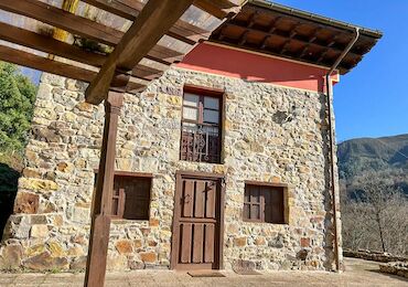 El Jabar de Degu nuevo Alojamiento Starlight en el corazn rural de Asturias