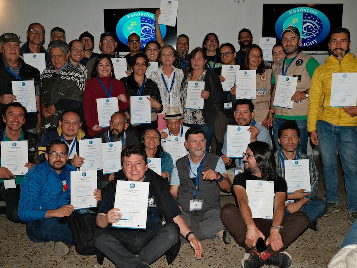 Los primeros Monitores Astronómicos Starlight de Colombia se han formado en Villa de Leyva