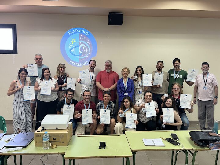 Ciudad Real consolida su apuesta por el cielo nocturno con un nuevo Curso de Monitoresas Astronmicos Starlight en Fuencaliente